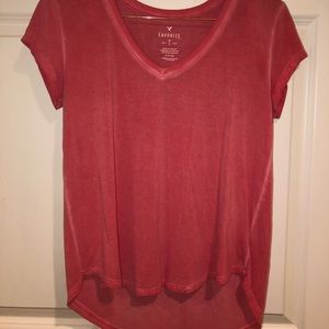american eagle “favorite tee”